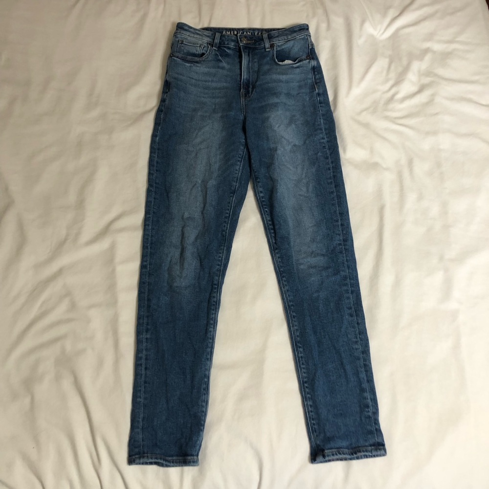 American Eagle Mom Jeans